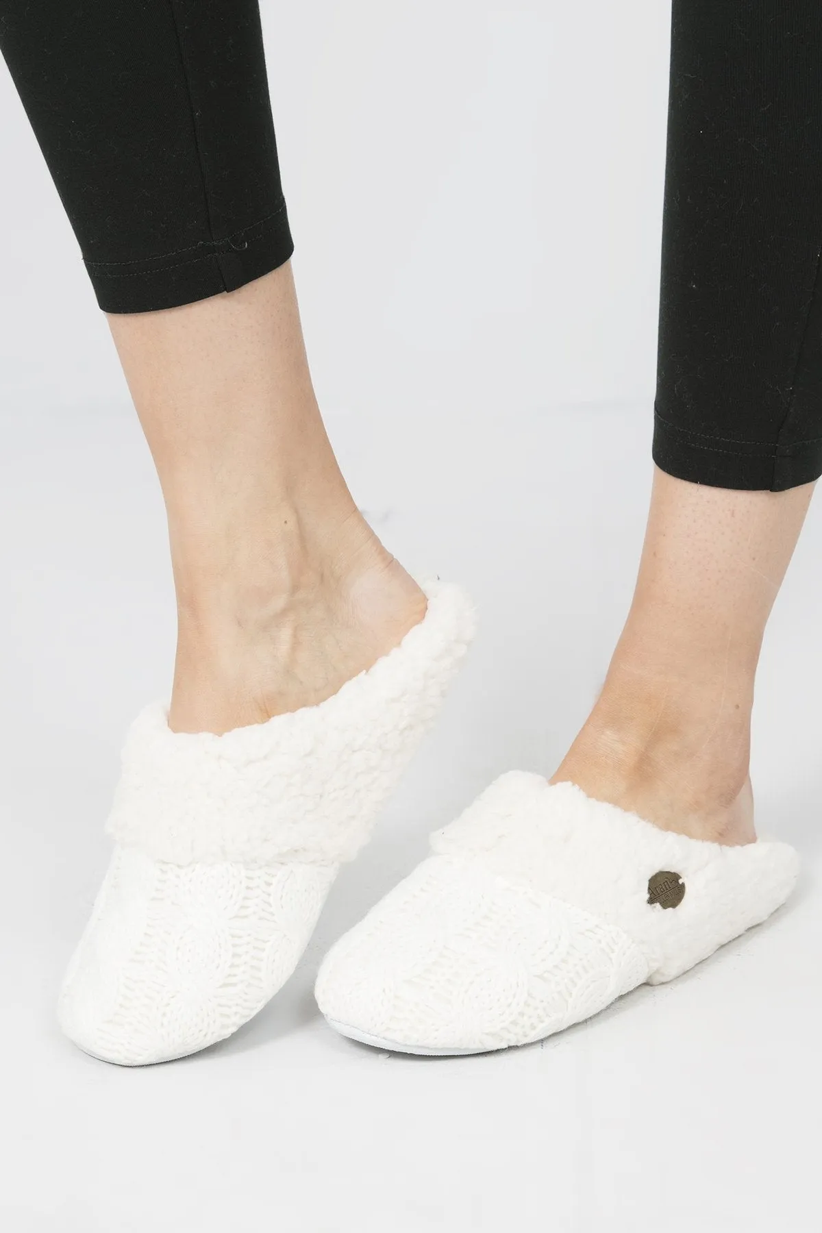 Cable Knit Slippers