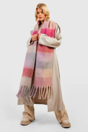 Chunky Pink Flannel Fringe Scarf