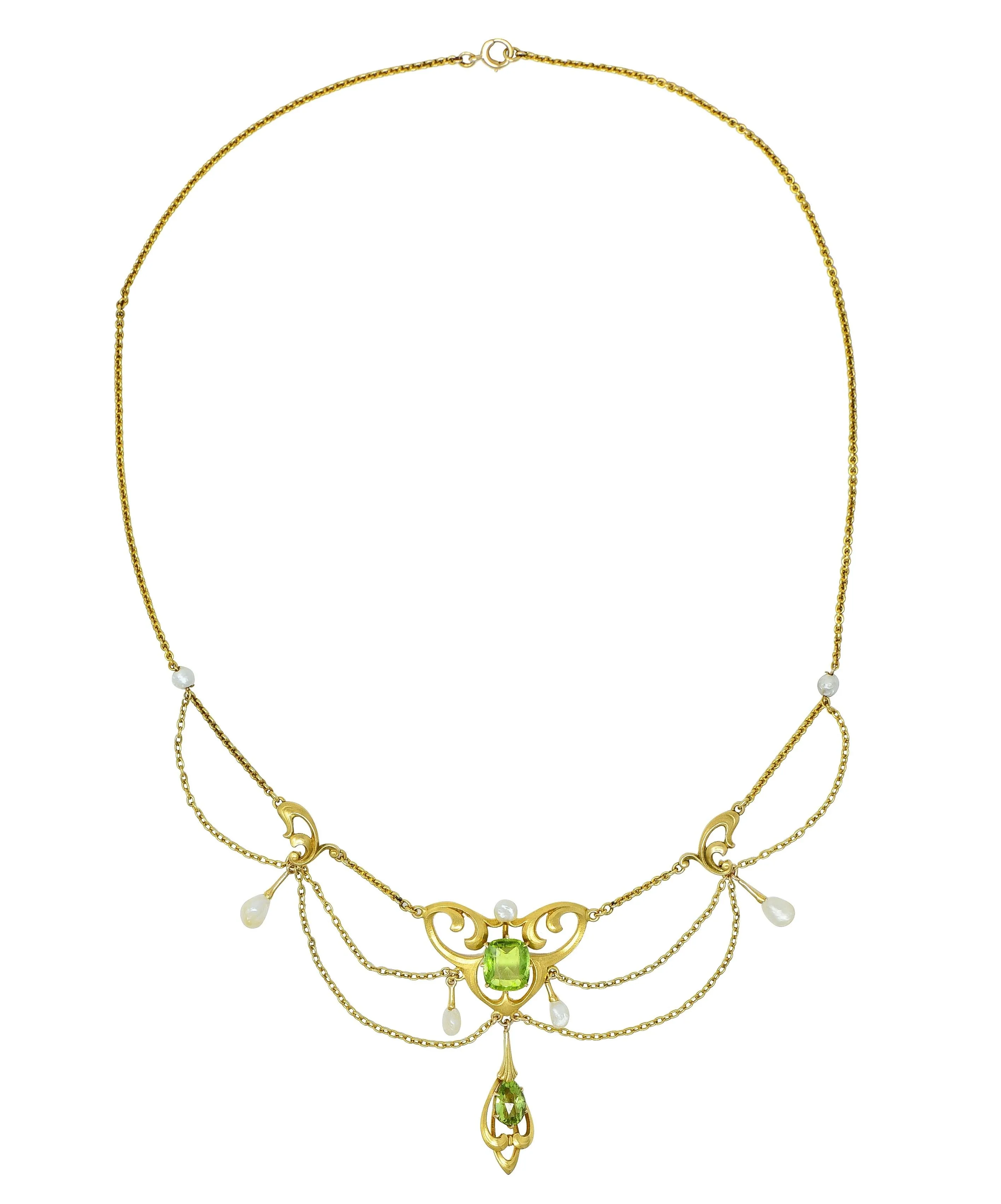 Edwardian Diamond Peridot Pearl Platinum 14 Karat Yellow Gold Antique Swagged Fringe Necklace