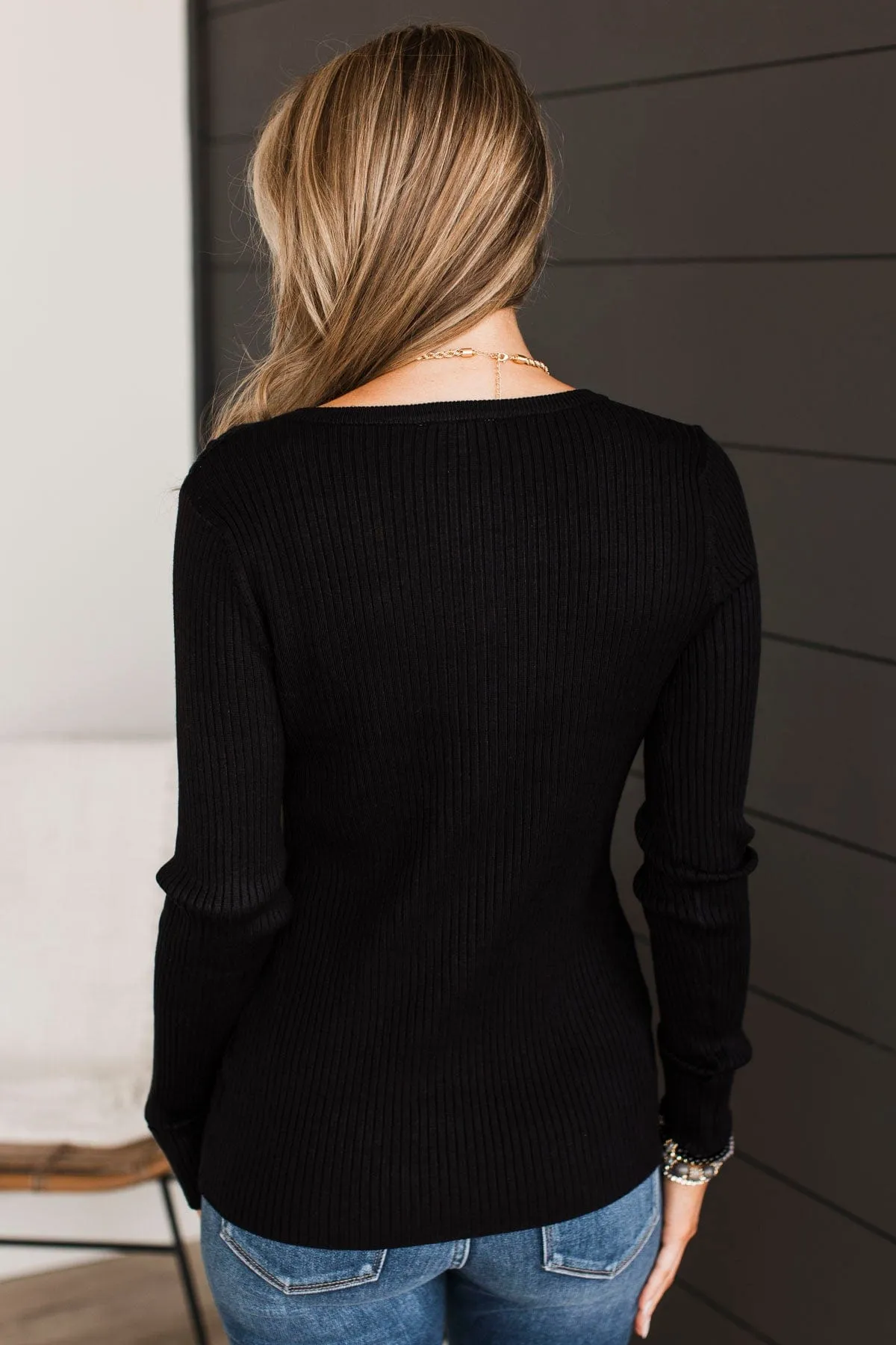 Endlessly Impressive Ribbed Knit Top- Black