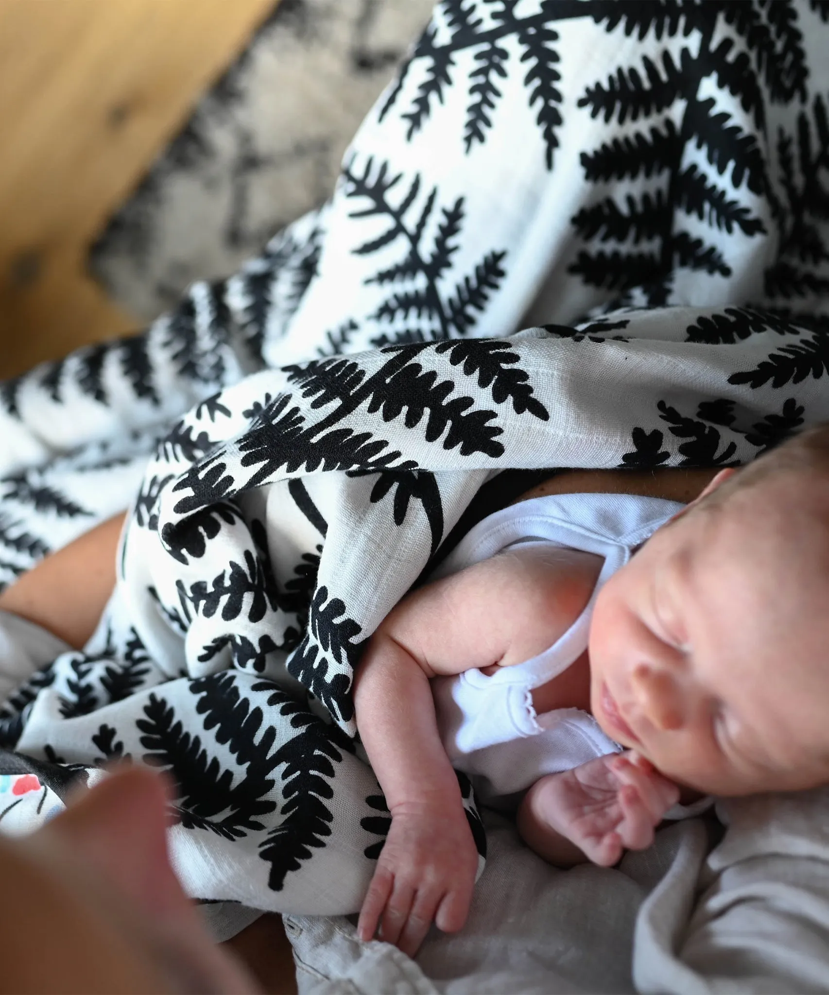 Etta Loves Reversible Organic Muslin Blanket - Plant