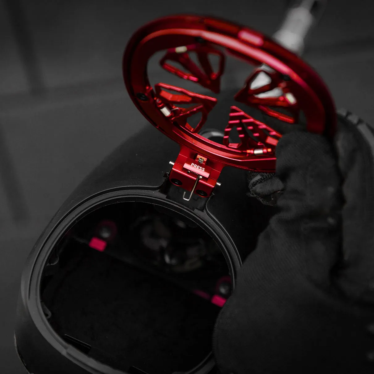 EVO R2 Metal Speed Feed - Red