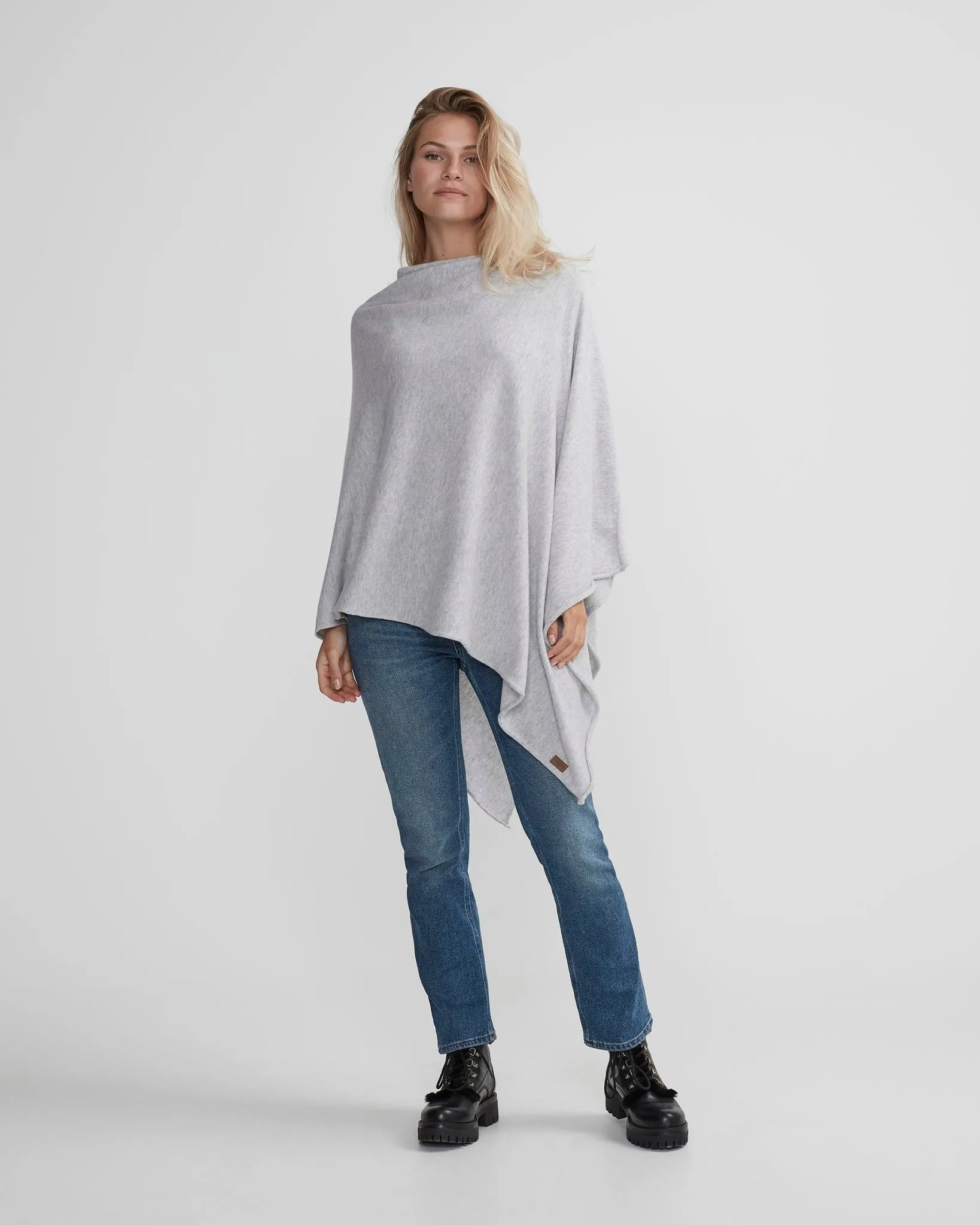 Holebrook Sofie Women's Merino Wool Poncho Shawl - Holebrook Merino Wool