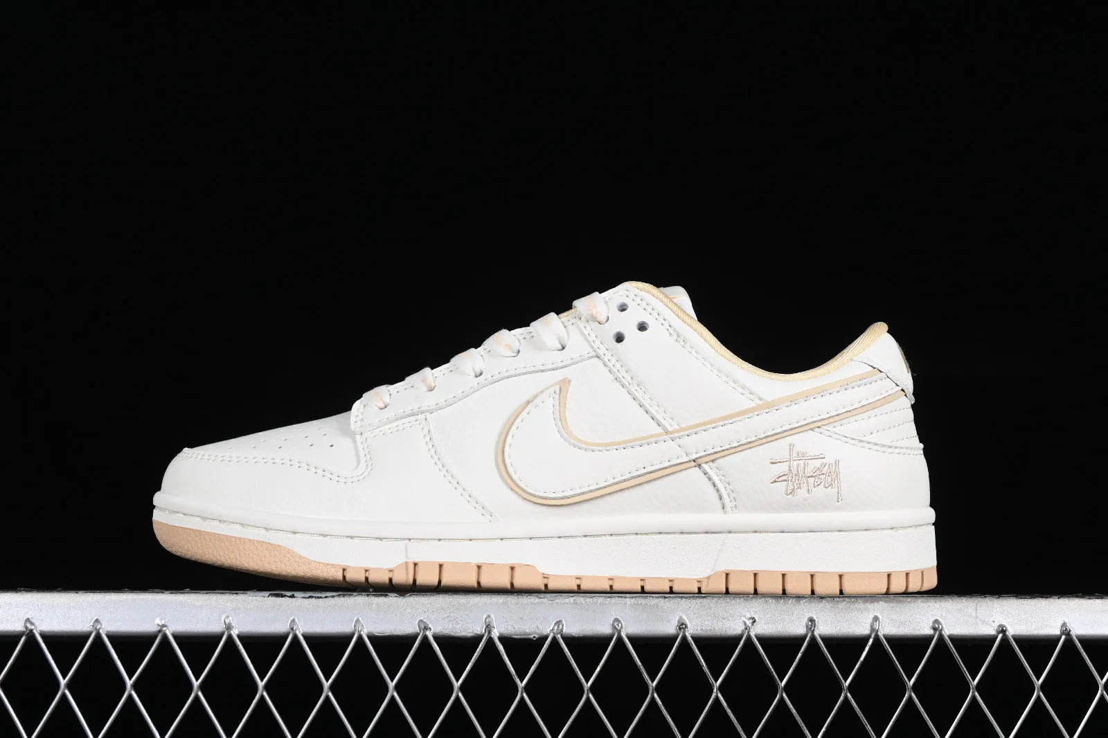 Nike SB Dunk Low Off White Khaki JH5812-911