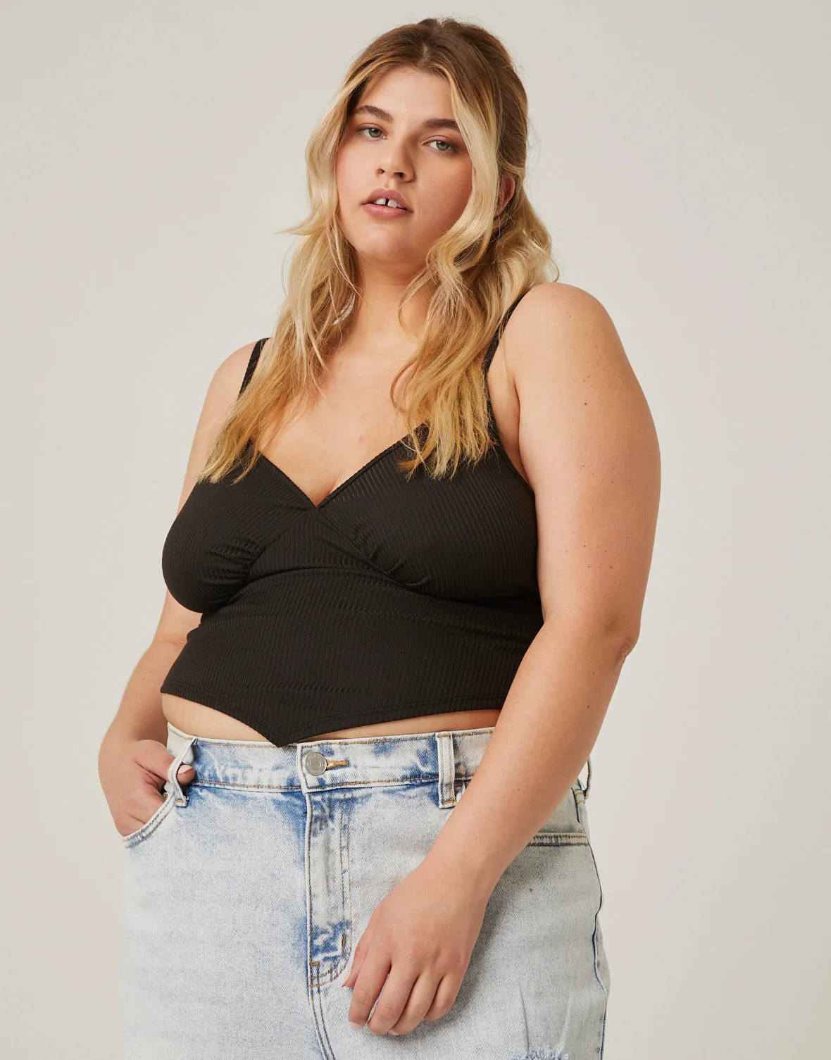 Plus Size Pointed Hem Tank