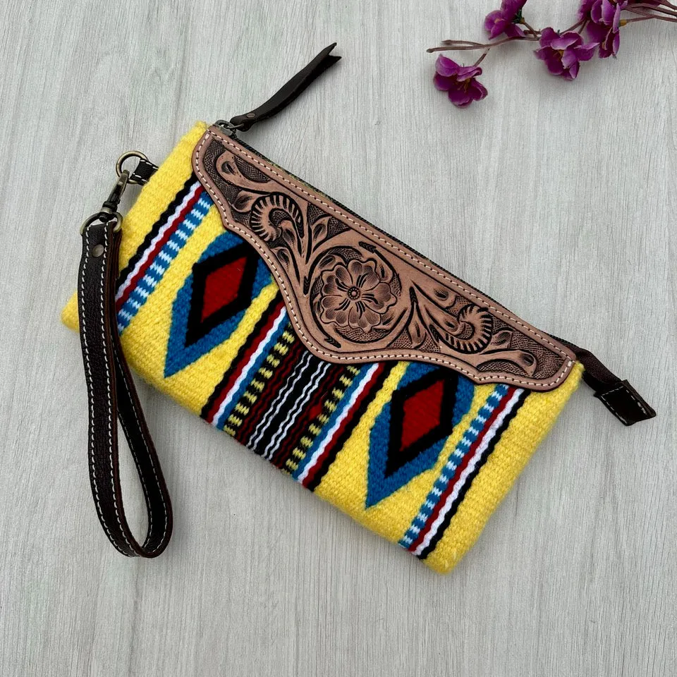 The Design Edge - Tooled Saddle Blanket Clutch – TSB41A - Tan Tooled Leather