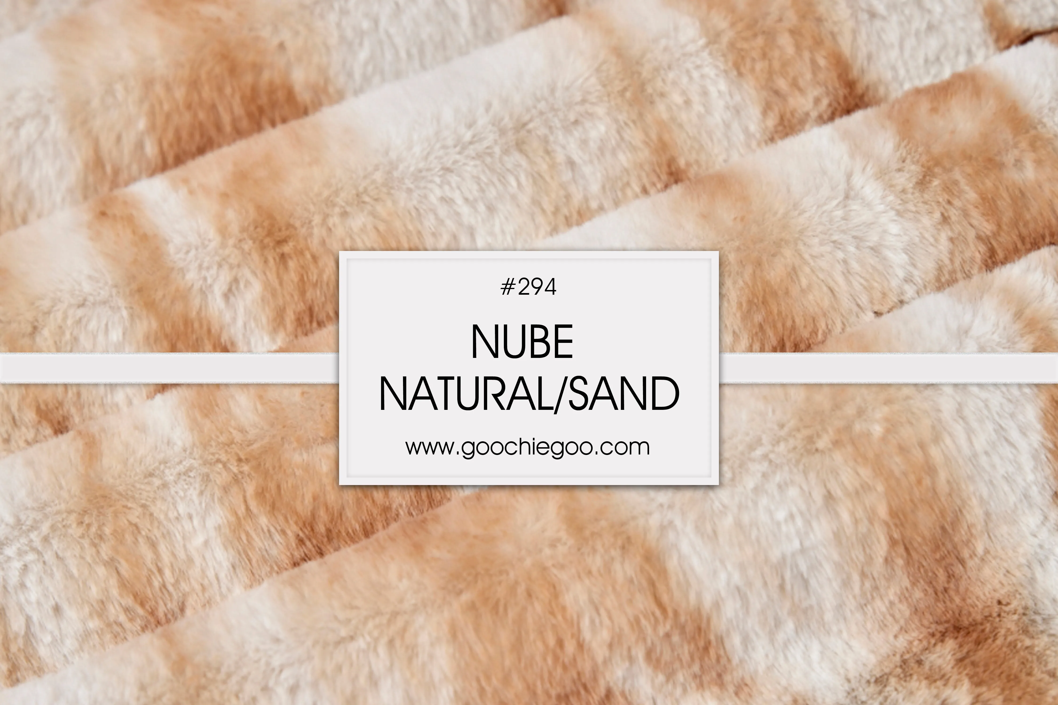 Throw / Luxe Cuddle Nube Natural/Sand