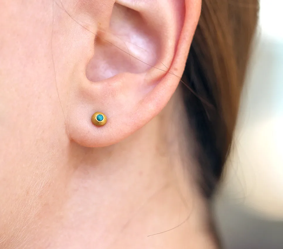 Turquoise Stud Earrings in Pure Gold